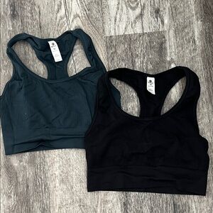 90 Degree By Reflex Black and Dark Green Sports Bras